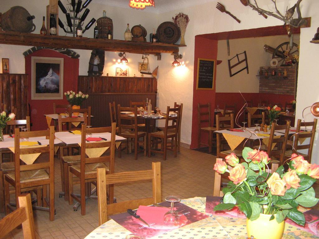 Hotel Le Miramonti Tende Exteriör bild